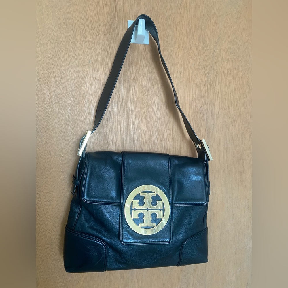 Tory Burch Black Leather Shoulder Bag with Gold Logo
